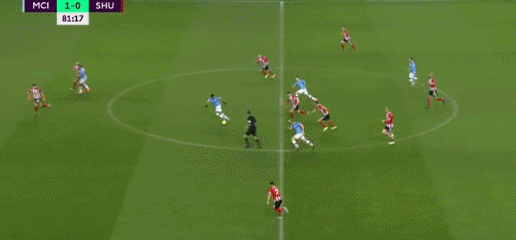 国足在对抗 国足在对抗